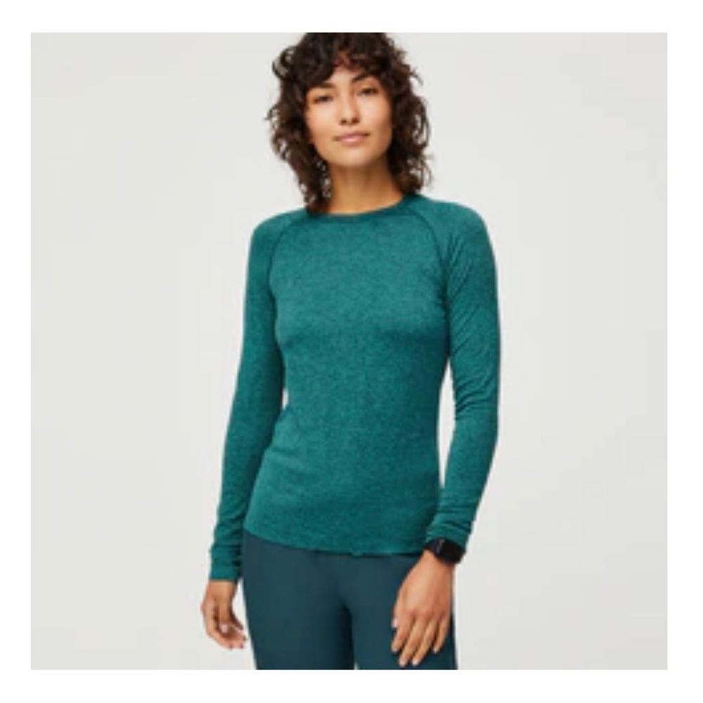 FIGS Salta performance under scrub. Caribbean Blue. Size S.